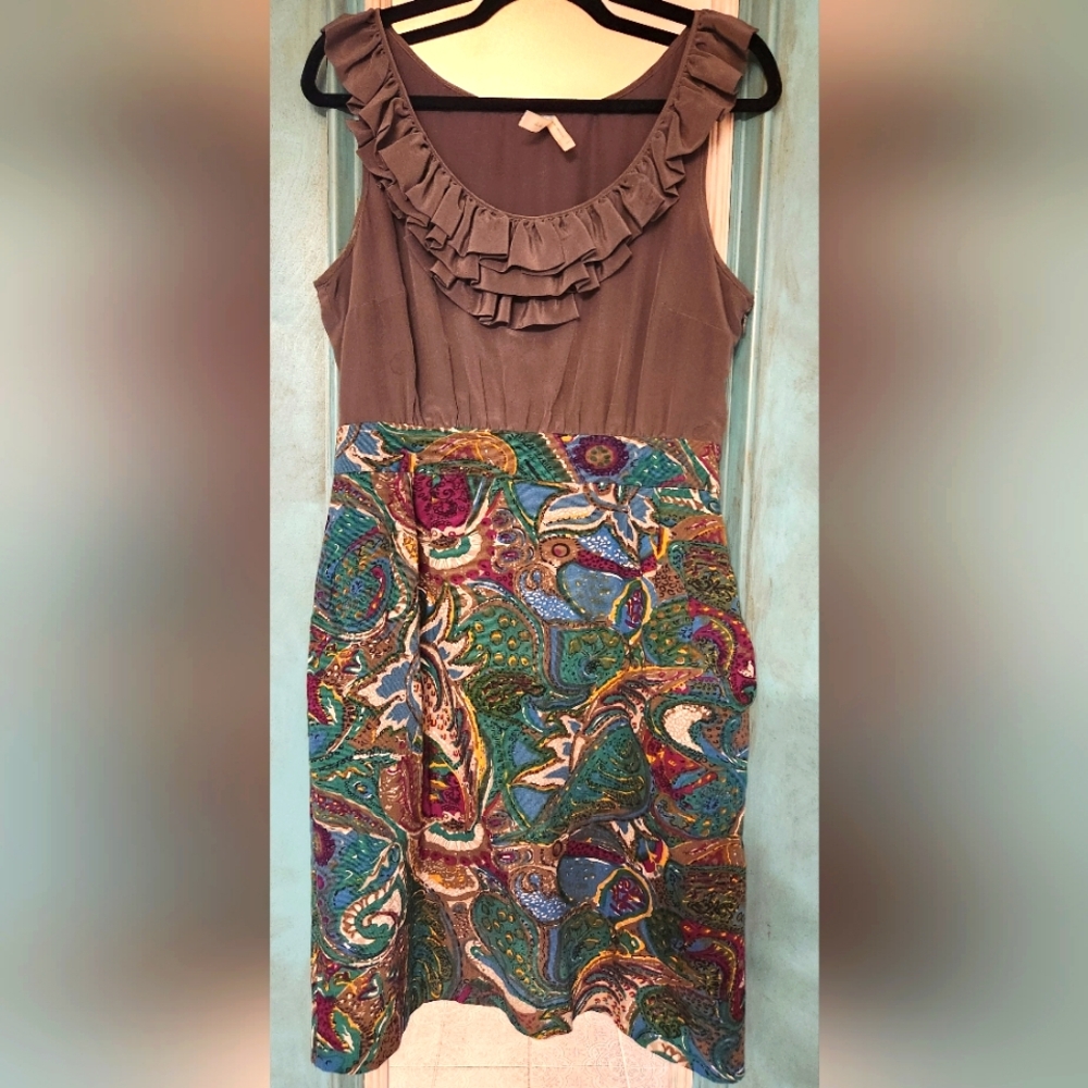 Sleeveless dress